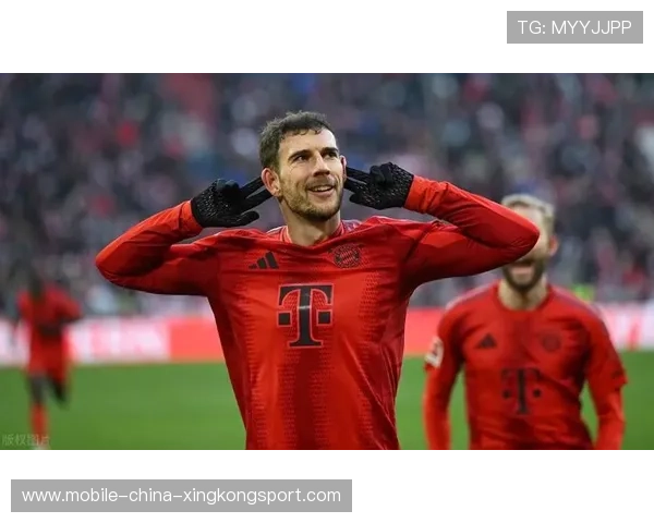 拜仁格雷茨卡冲刺中爆射完成绝佳破门